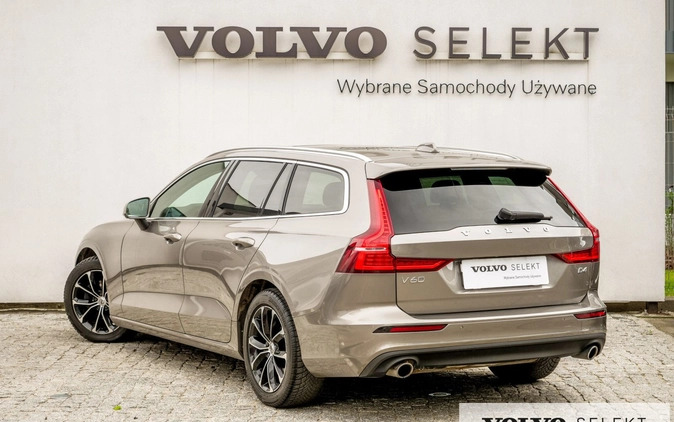 Volvo V60 cena 114900 przebieg: 121660, rok produkcji 2019 z Pilawa małe 596